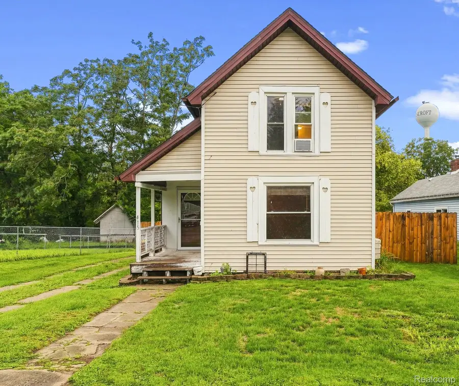 415 N Shiawassee Street, Bancroft, MI 48414 - #3