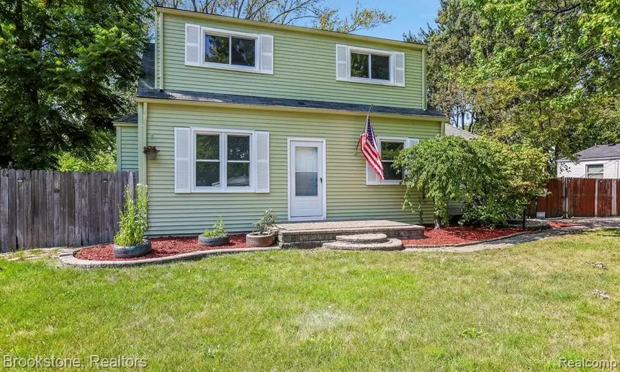 23151 Lawson Avenue, Warren, MI 48089 - #2