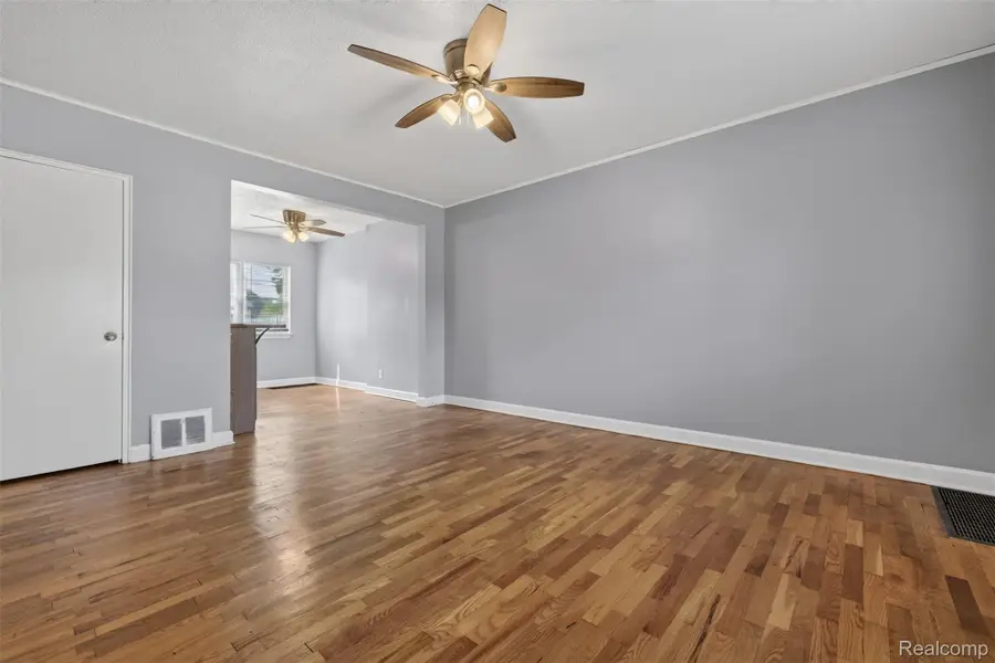 316 Sheffield Avenue, Flint, MI 48503 - #3