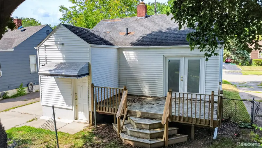 3509 Clairmont Street, Flint, MI 48503 - #2