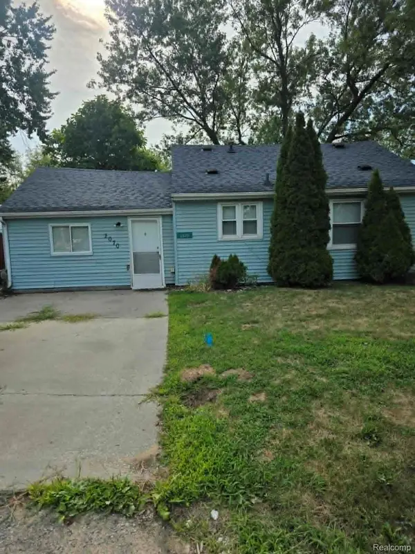 2070 Harwine Street, Flint, MI 48532