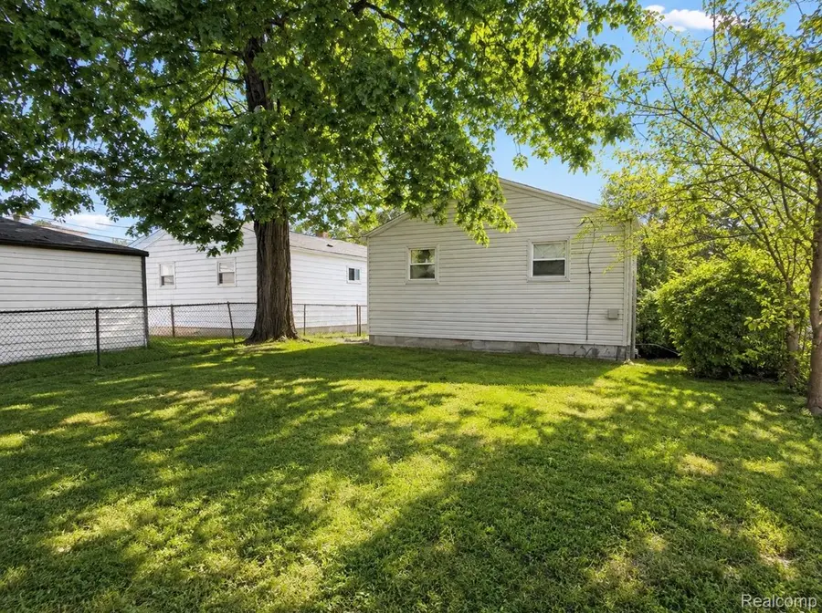 4241 Fordline Road, Lincoln Park, MI 48146 - #2