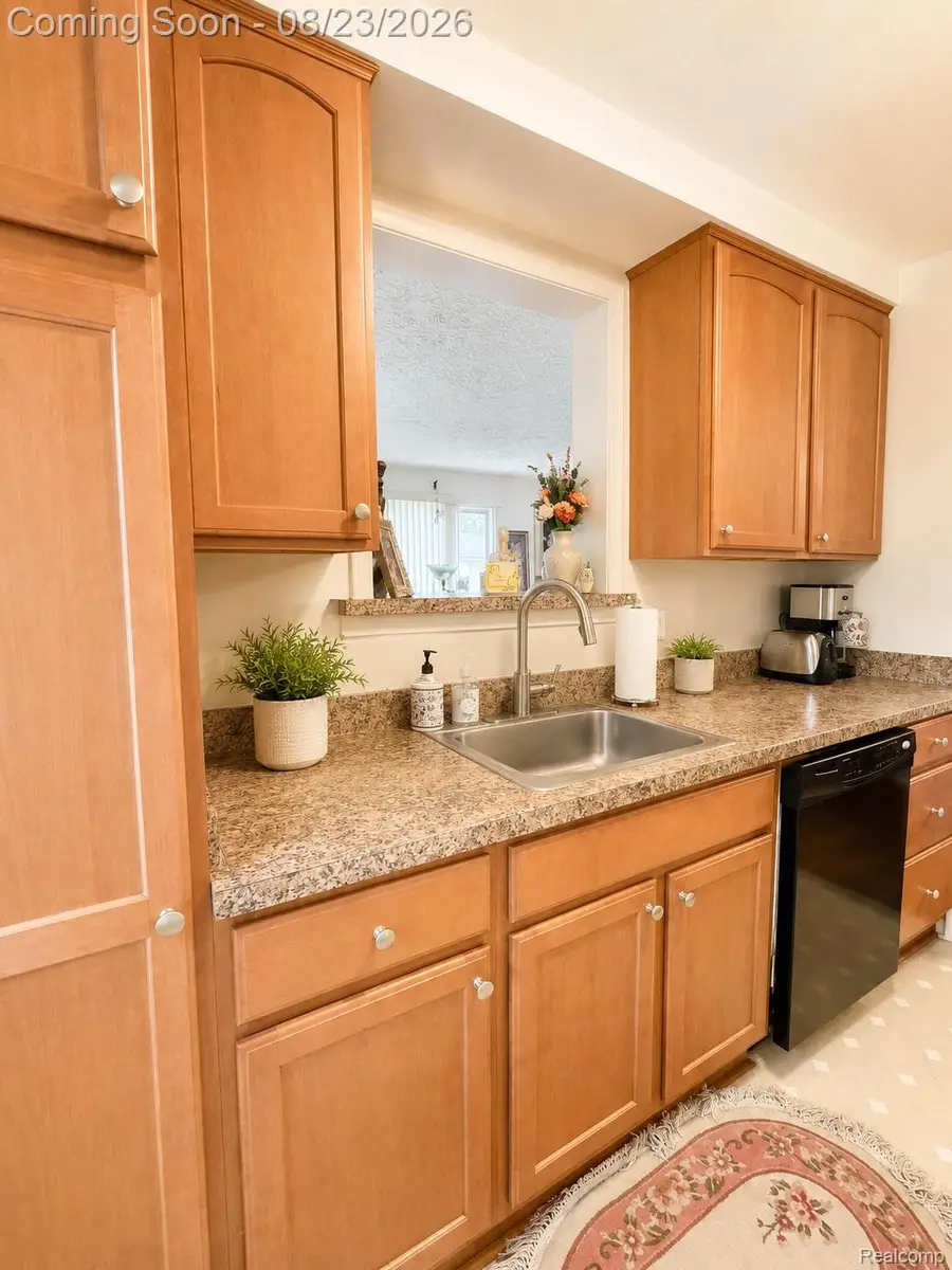 4260 Cooper Avenue, Royal Oak, MI 48073 - #3