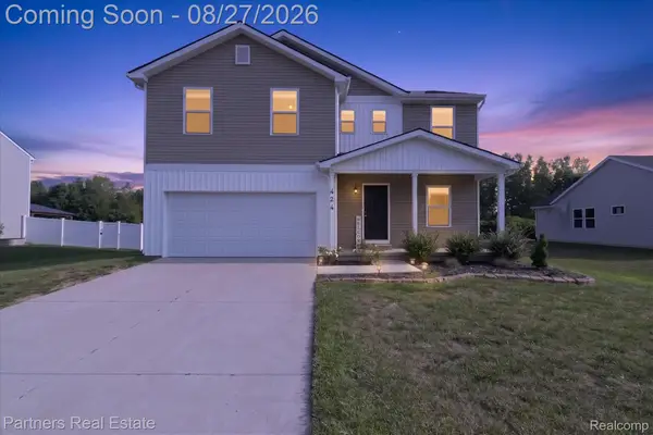 424 Saddlebrook Drive, Linden, MI 48451