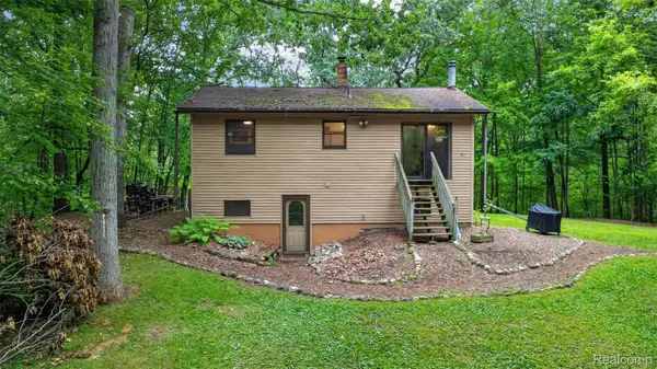 260 Faust Drive, Ortonville, MI 48462
