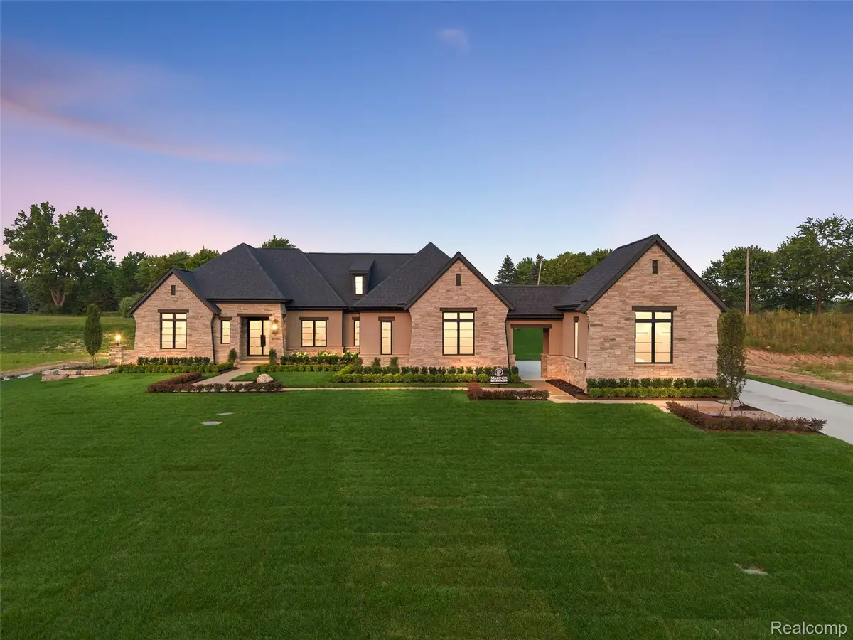 67736 Overlook Trail, Washington, MI 48095 - #1