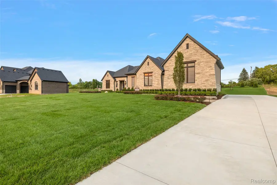 67736 Overlook Trail, Washington, MI 48095 - #3