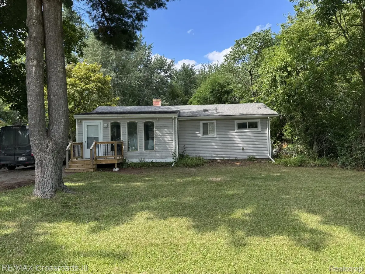 46026 Traskos Street, Belleville, MI 48111 - #1