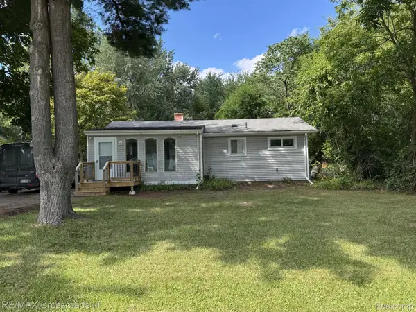 46026 Traskos Street, Belleville, MI 48111