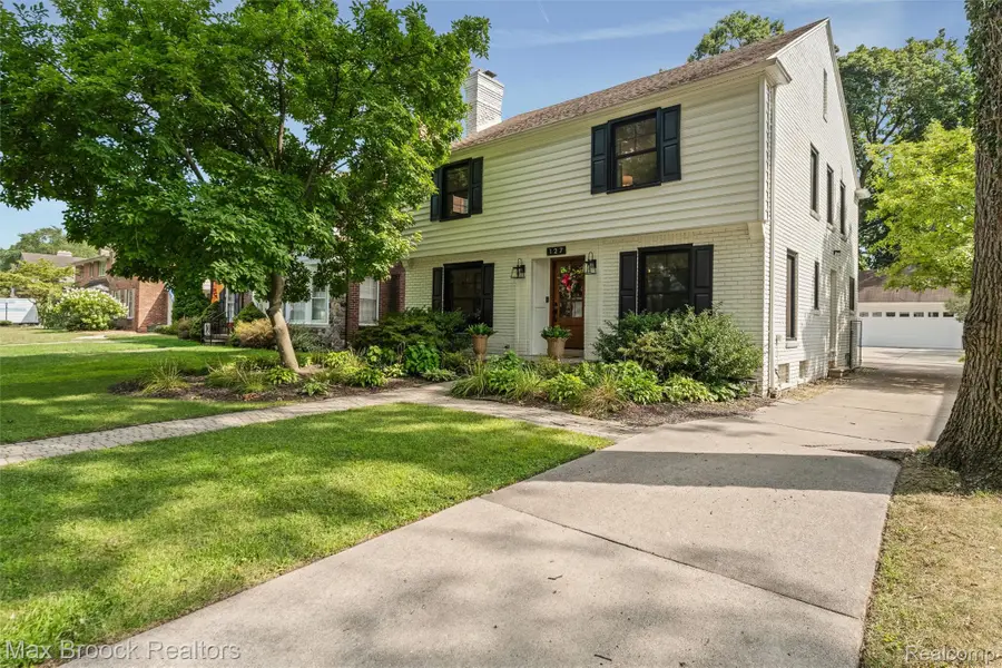 127 Elm Park Avenue, Pleasant Ridge, MI 48069 - #2