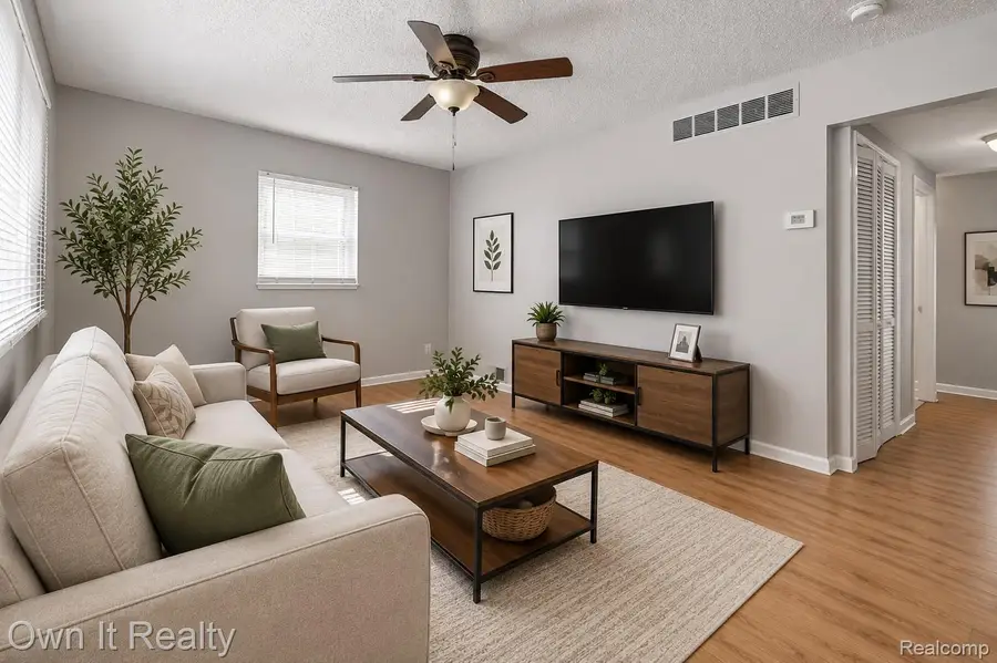 8082 Robert Street, Taylor, MI 48180 - #3
