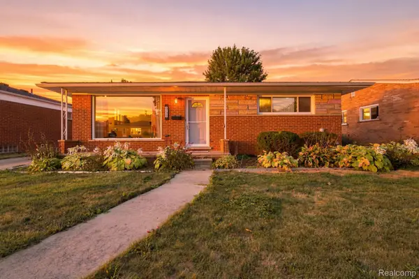 8720 Randy Drive, Westland, MI 48185