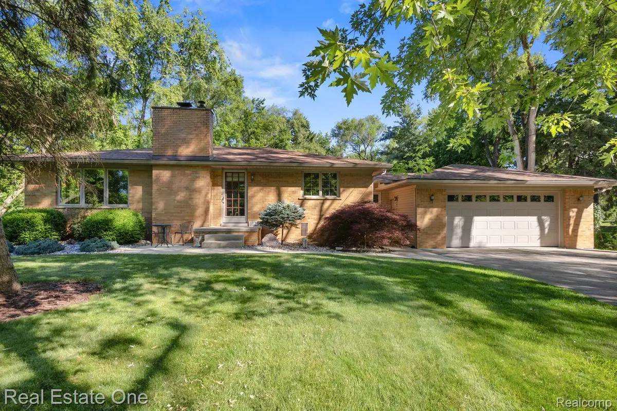 1123 Letica Drive, Rochester, MI 48307 - #1