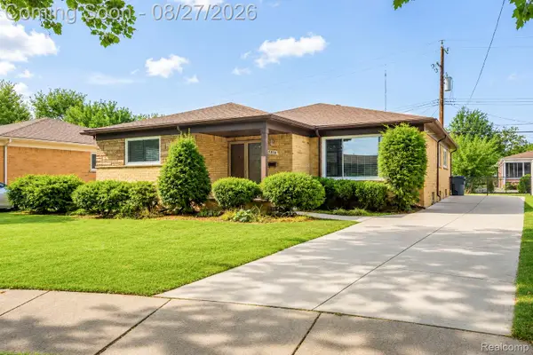 15210 Oakwood Drive, OakPark, MI 48237