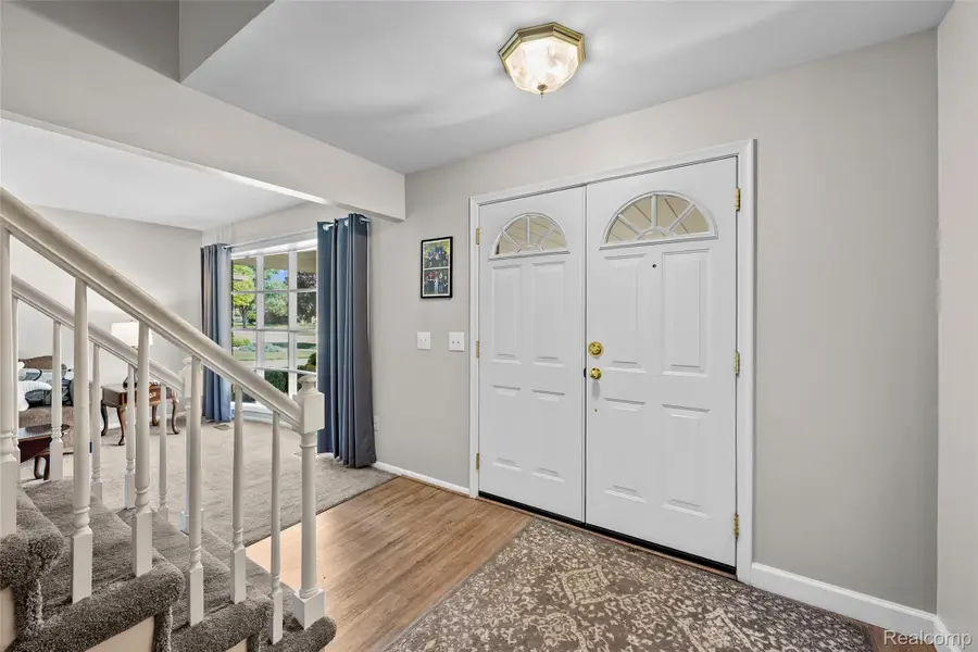 5689 Bingham Drive, Troy, MI 48085 - #2