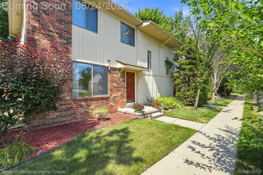 40830 Highpointe Drive #17, Clinton, MI 48038 - #2