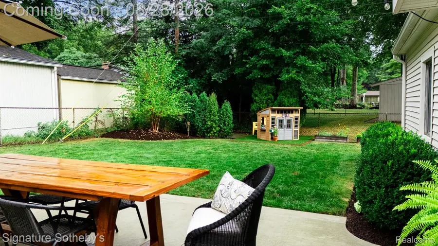 875 Allen Drive, Northville, MI 48167 - #3