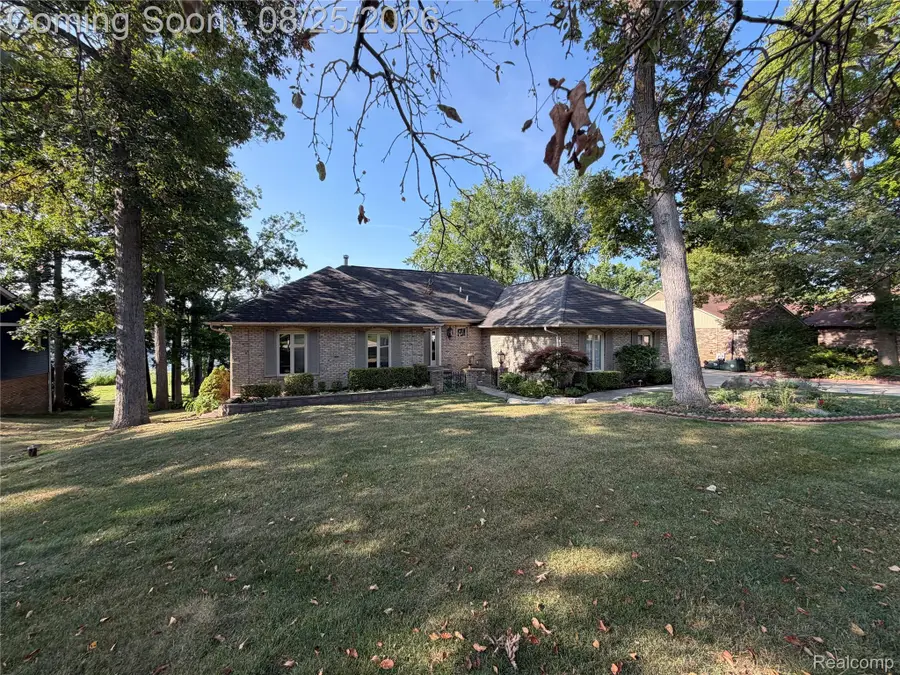 152 Overlake, Orion, MI 48362 - #2