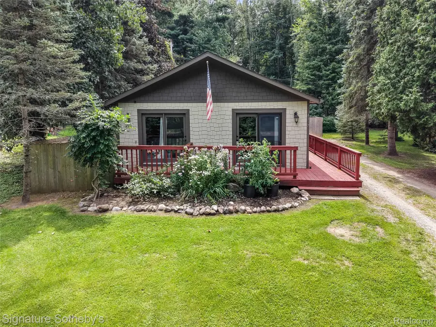 4137 W Allen Road, Howell, MI 48855 - #2