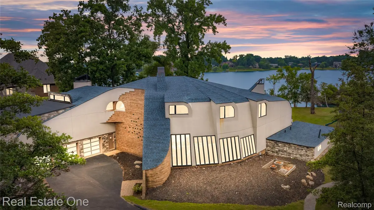 1440 Lochridge Road, Bloomfield, MI 48302 - #1