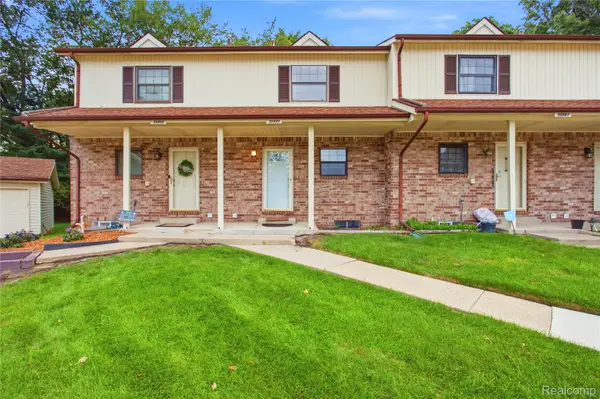 35893 Castlewood Court, Westland, MI 48185