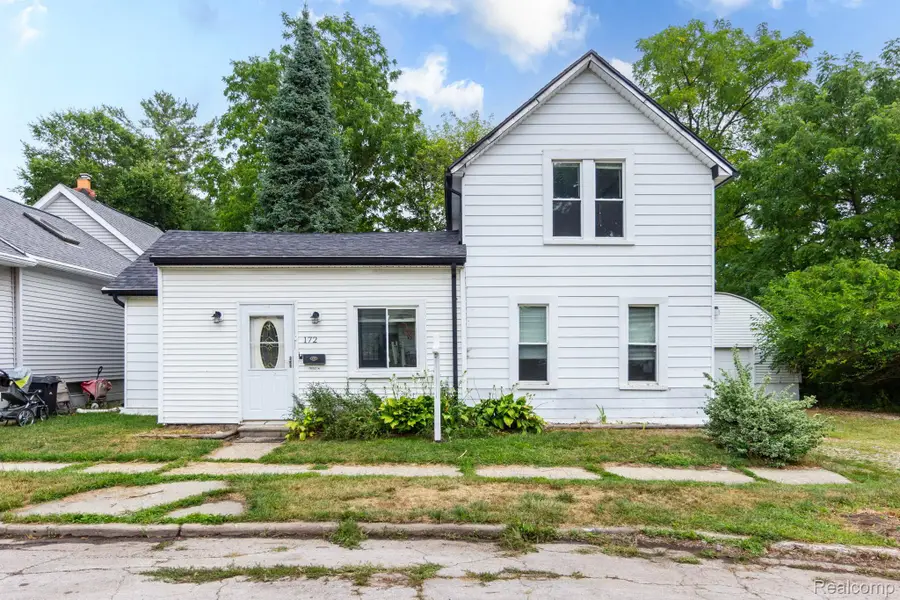 172 Higgins Street, Lapeer, MI 48446 - #2