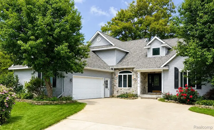 3616 Wedgewood Drive, Lapeer, MI 48446 - #2