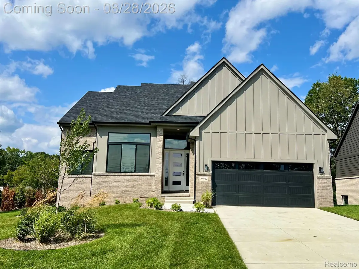2936 W Walton Boulevard, Waterford, MI 48329 - #1