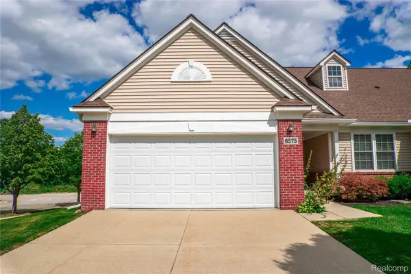 6575 Cortland Avenue #24, Brighton, MI 48114