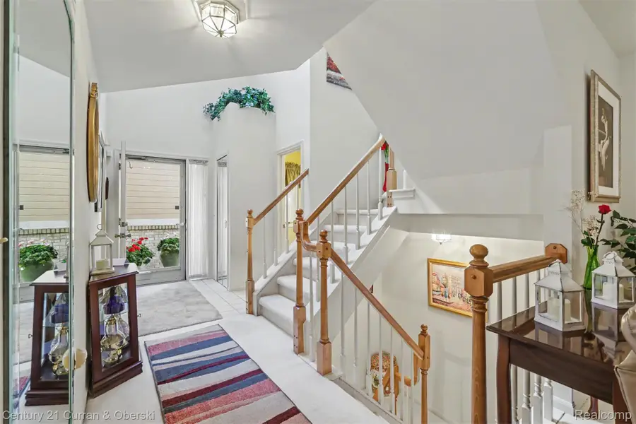 9398 Westwind Drive #49, Livonia, MI 48150 - #3