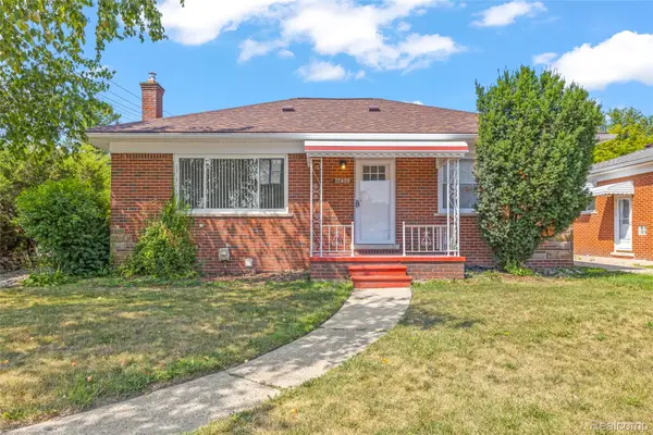 22405 Piper Avenue, Eastpointe, MI 48021