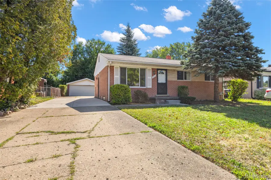 15032 Arcola Street, Livonia, MI 48154 - #2