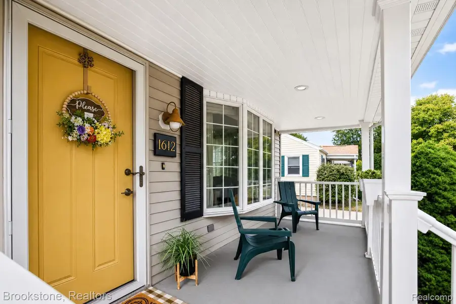 1612 S Farragut Street, Bay City, MI 48708 - #3