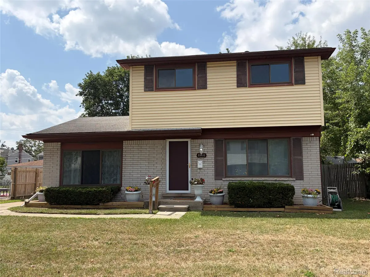 23101 Purdue Avenue, Farmington Hills, MI 48336 - #1