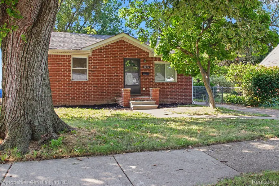 8154 Prospect Avenue, Warren, MI 48089 - #2