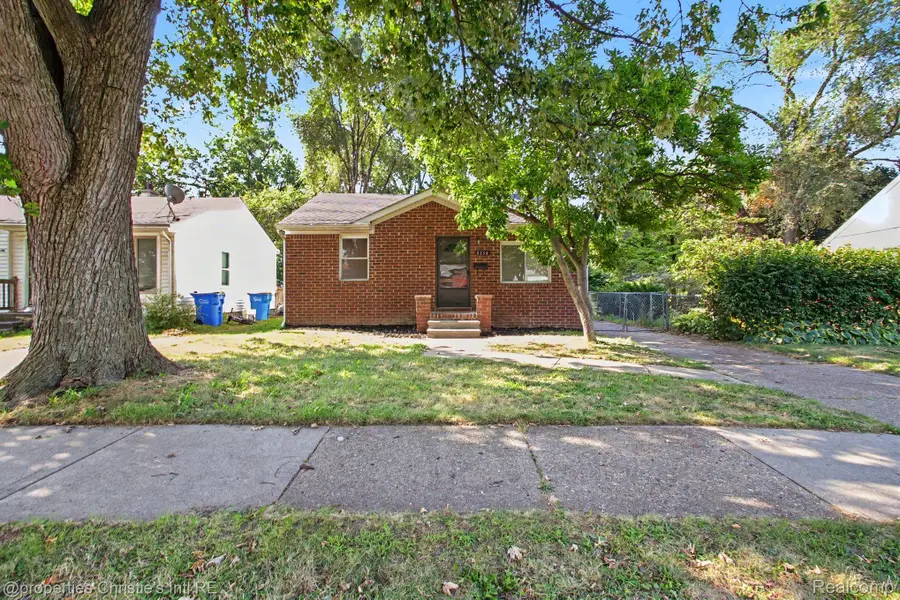 8154 Prospect Avenue, Warren, MI 48089 - #3