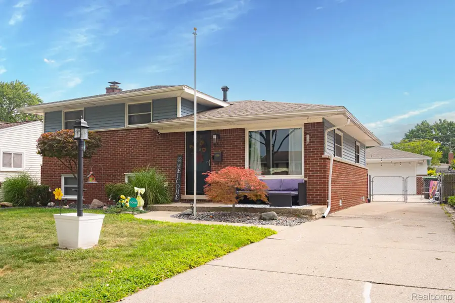 9663 Blaty Street, Taylor, MI 48180 - #3