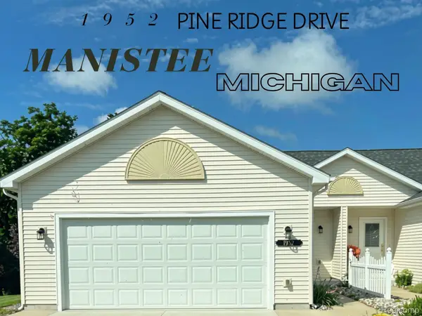 1952 Pine Ridge Drive, Manistee, MI 49660