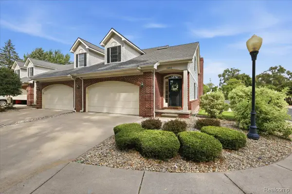 4282 Elden Place, Waterford, MI 48329