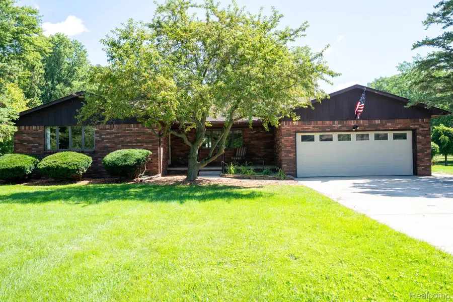 12900 Maxwell Road, Carleton, MI 48117 - #2