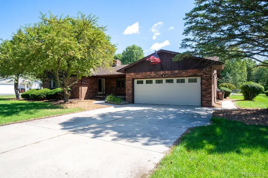 12900 Maxwell Road, Carleton, MI 48117 - #3