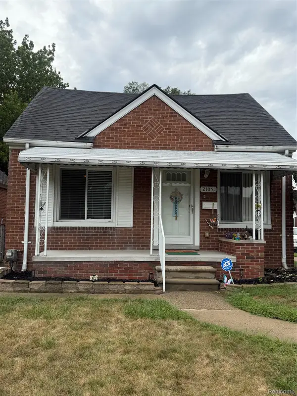 21051 Universal Avenue, Eastpointe, MI 48021