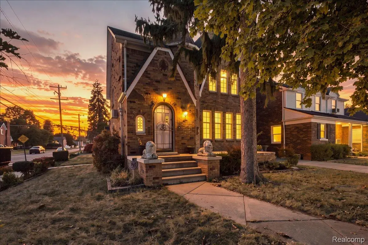 8205 Ward Street, Detroit, MI 48228 - #1