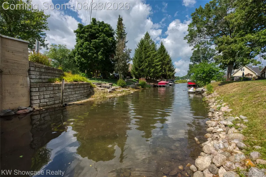 3519 Woodland Drive, Highland, MI 48356 - #2