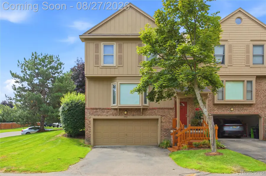 6306 Aspen Ridge Boulevard, West Bloomfield, MI 48322 - #2