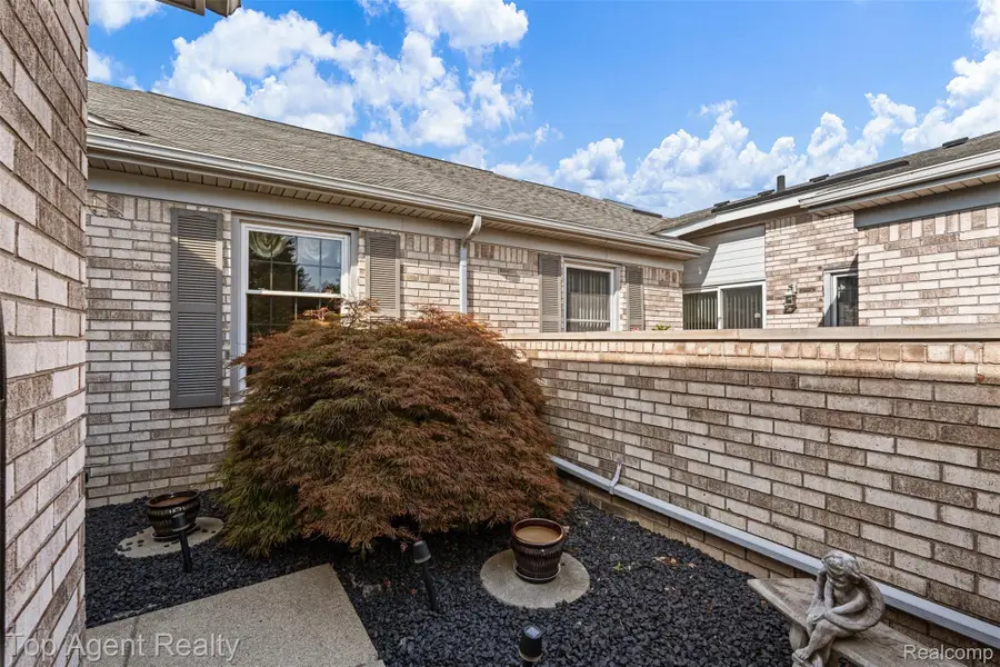 14430 Cove Creek Court, Shelby, MI 48315 - #3