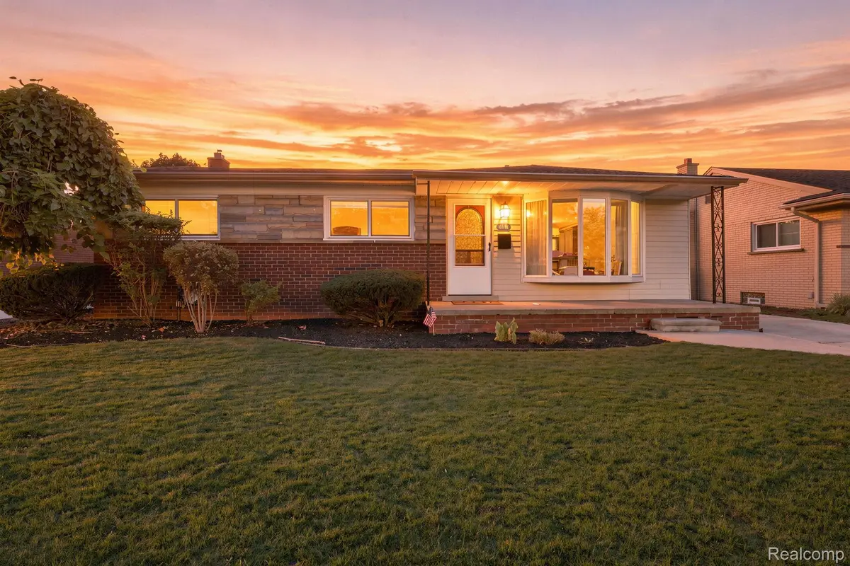 1790 Pinetree Drive, Trenton, MI 48183 - #1
