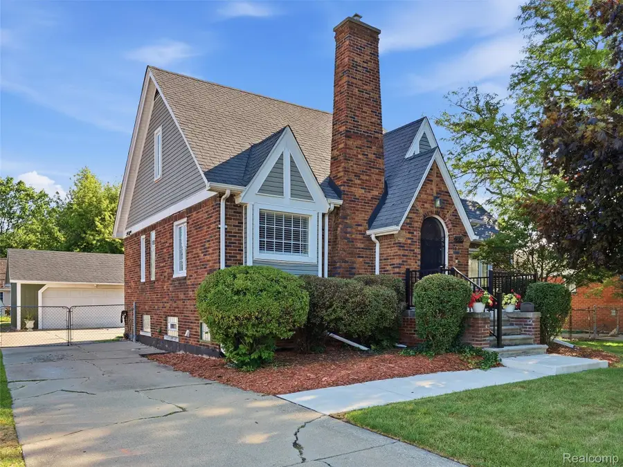 23729 Joy Street, Saint Clair Shores, MI 48082 - #2
