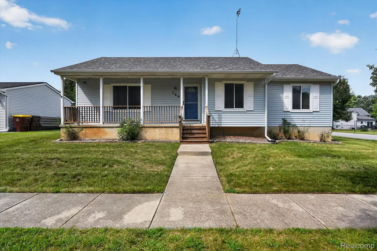 769 Town Trail, Pinckney, MI 48169 - #1