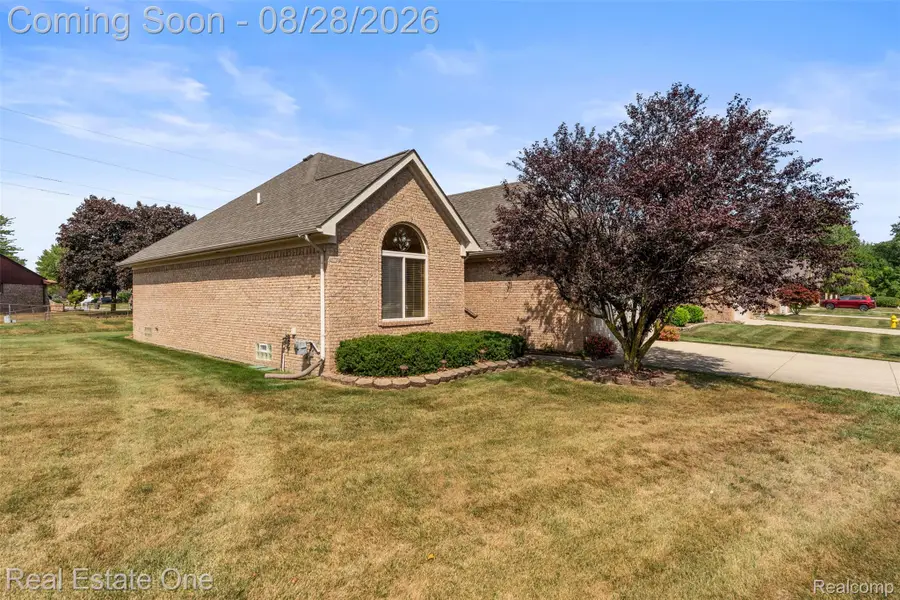 15455 Cucci Drive, Clinton, MI 48038 - #2